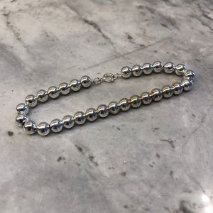 Silver bead bracelet 7 inches